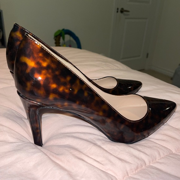 Heels - Picture 2 of 4